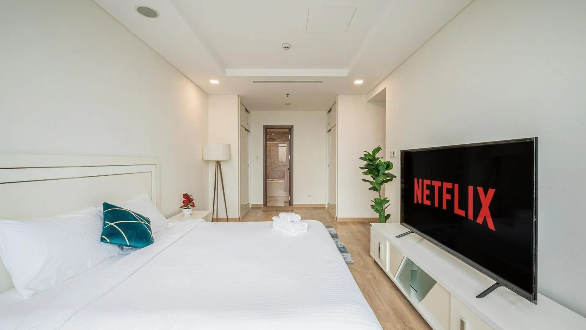 Landmark 81 Infinity Pool - Vip Apartment Ho Chi Minh City 0*,  Vietnam