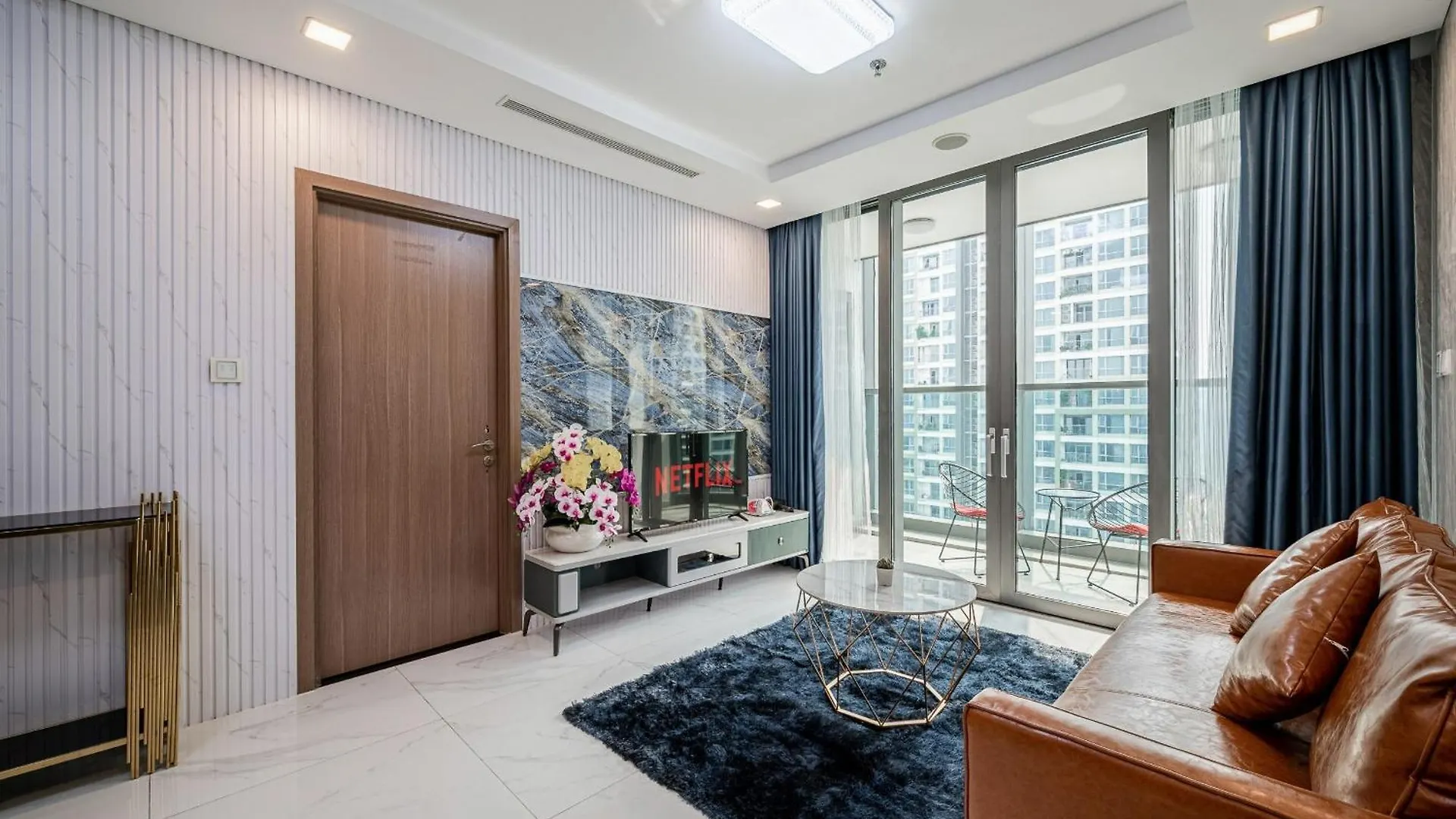 Landmark 81 Infinity Pool - Vip Apartment Ho Chi Minh City Vietnam