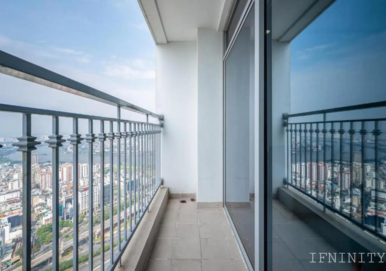 Landmark 81 Infinity Pool - Vip Apartment Ho Chi Minh City Vietnam