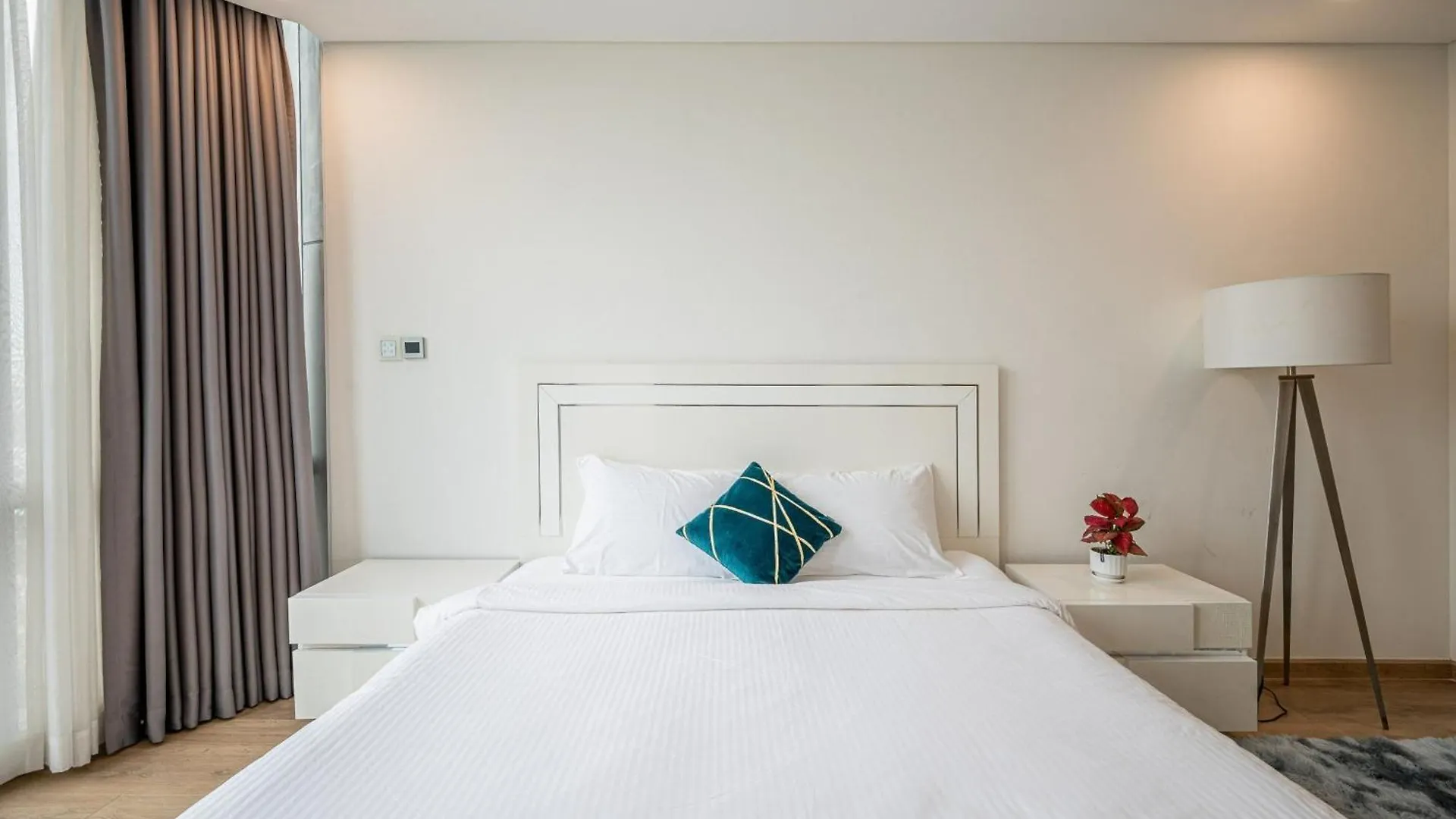 Landmark 81 Infinity Pool - Vip Apartment Ho Chi Minh City